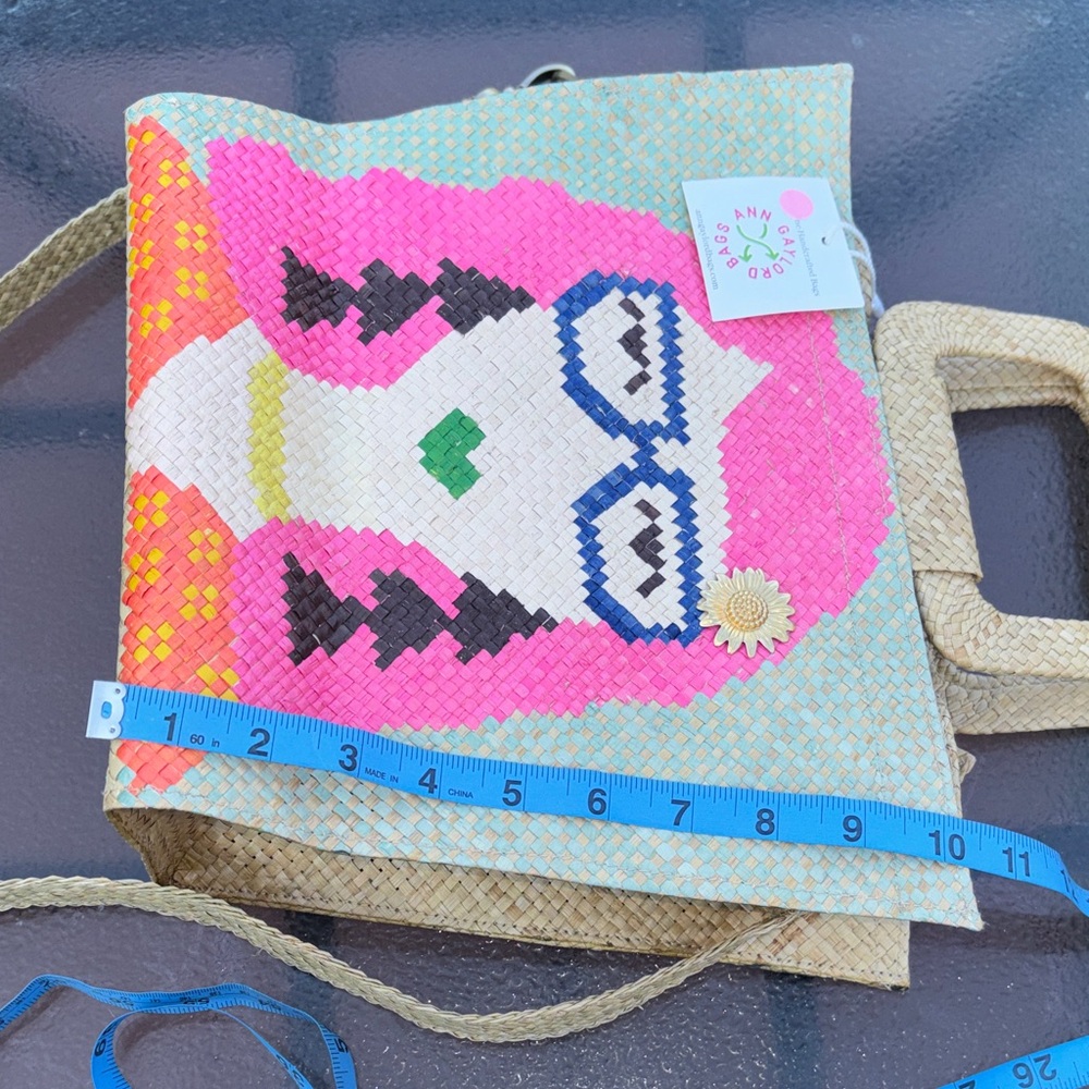 Woven Straw Tote with Pink Hair Girl Motif - Unbranded - Picture 9 of 12